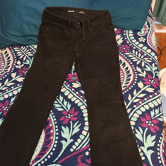 Old Navy Mid-Rise Kicker Boot-Cut Jeans - Picture 1 of 3
